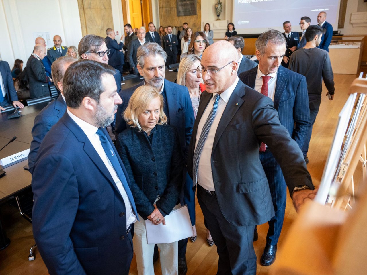 Matteo Salvini, Donatella Sciuto e Ferruccio Resta nell'aula magna del rettorato class=